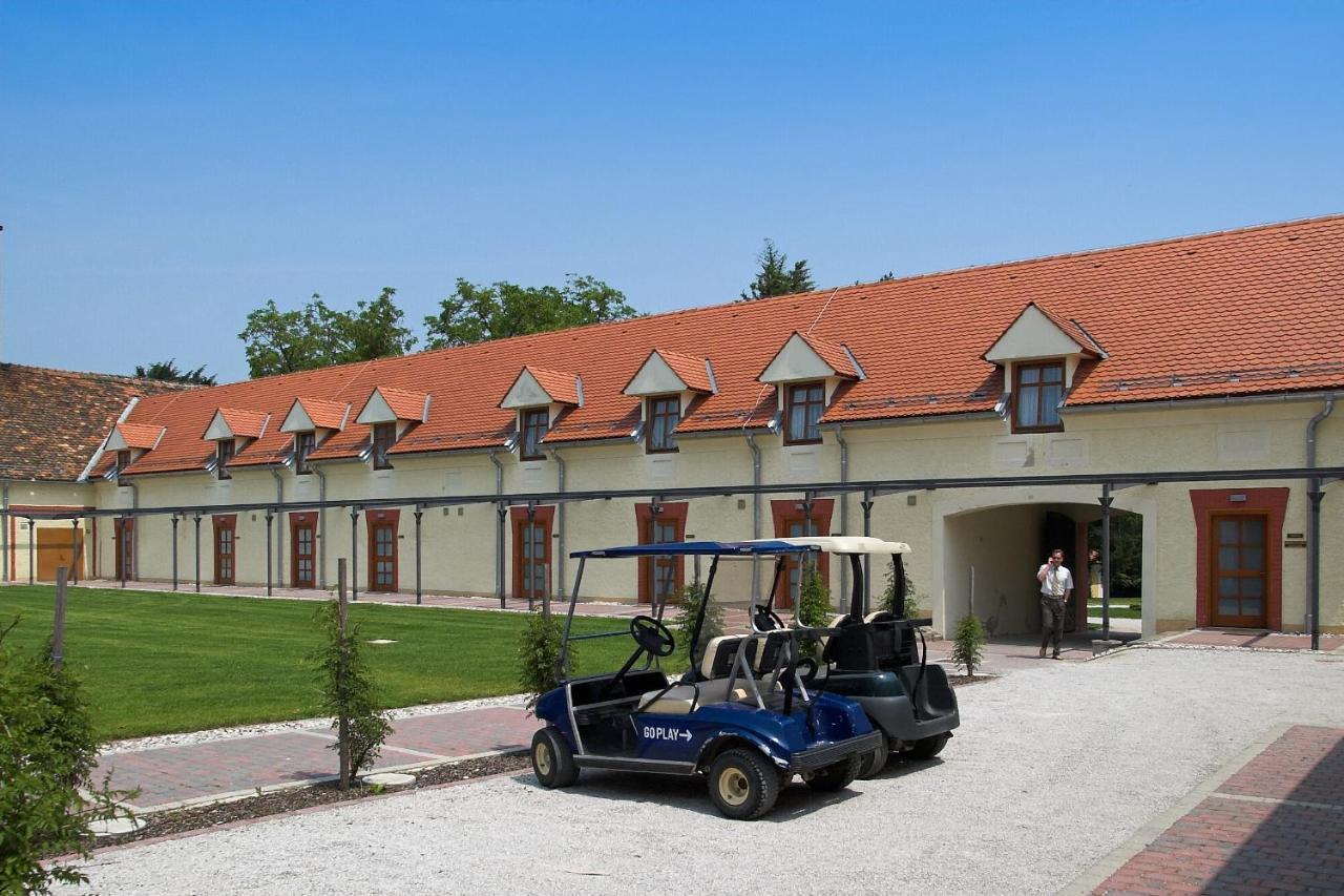 Hotel Mokrice Castle Estate Obrezje Exteriér fotografie